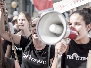 trΩtzphase, demo lohngleichheit, bern 22.09.2018