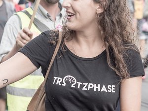 trΩtzphase, demo lohngleichheit, bern 22.09.2018
