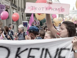 trΩtzphase, demo lohngleichheit, bern 22.09.2018
